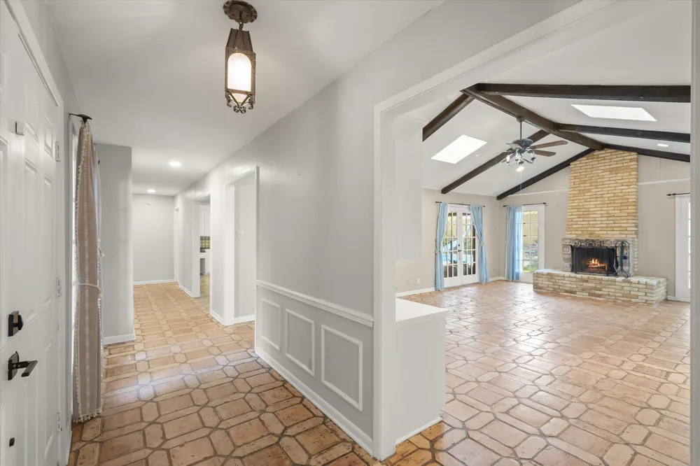 2813 Rockbridge Road Tyler, TX 75701