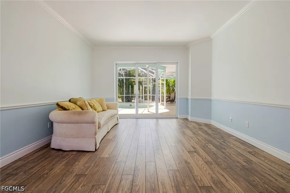 Vista Pine Circle Fort Myers, FL 33913