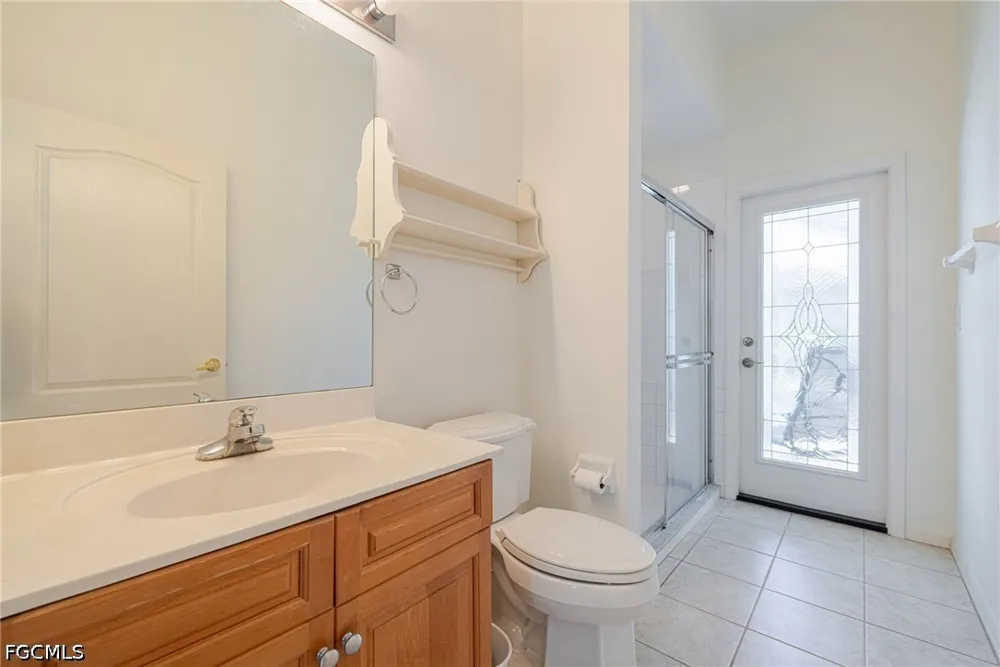 Vista Pine Circle Fort Myers, FL 33913
