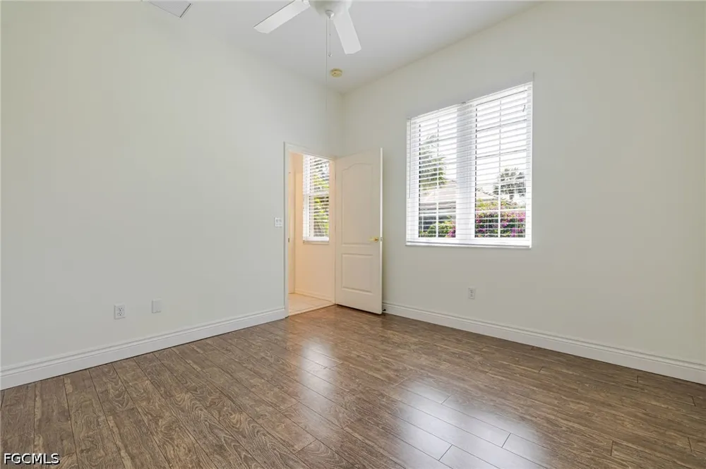 Vista Pine Circle Fort Myers, FL 33913