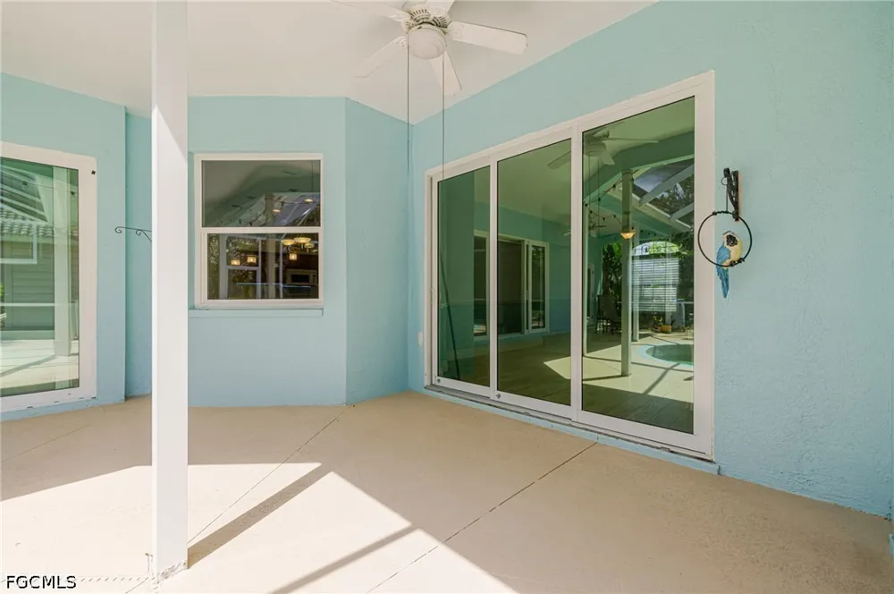 Vista Pine Circle Fort Myers, FL 33913