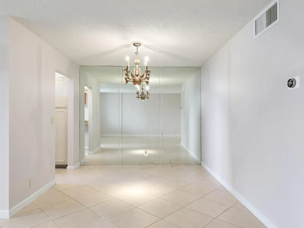 104 Paradise Harbour Boulevard #402 North Palm Beach, FL 33408