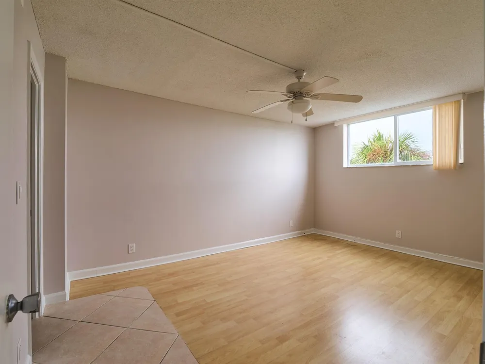 104 Paradise Harbour Boulevard #402 North Palm Beach, FL 33408