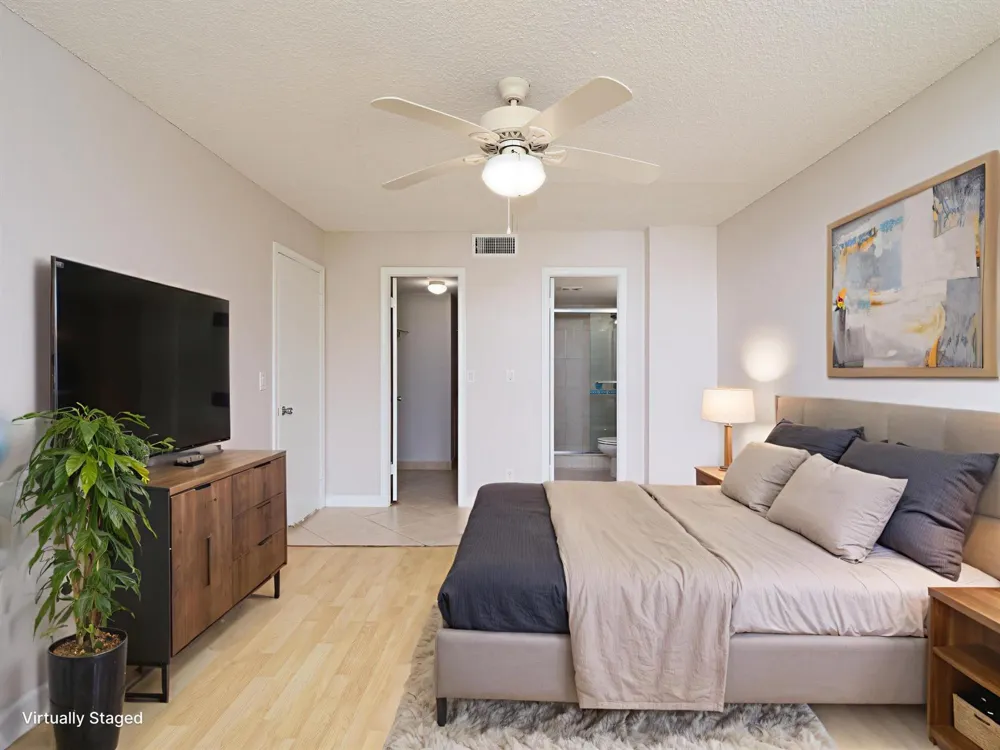 104 Paradise Harbour Boulevard #402 North Palm Beach, FL 33408