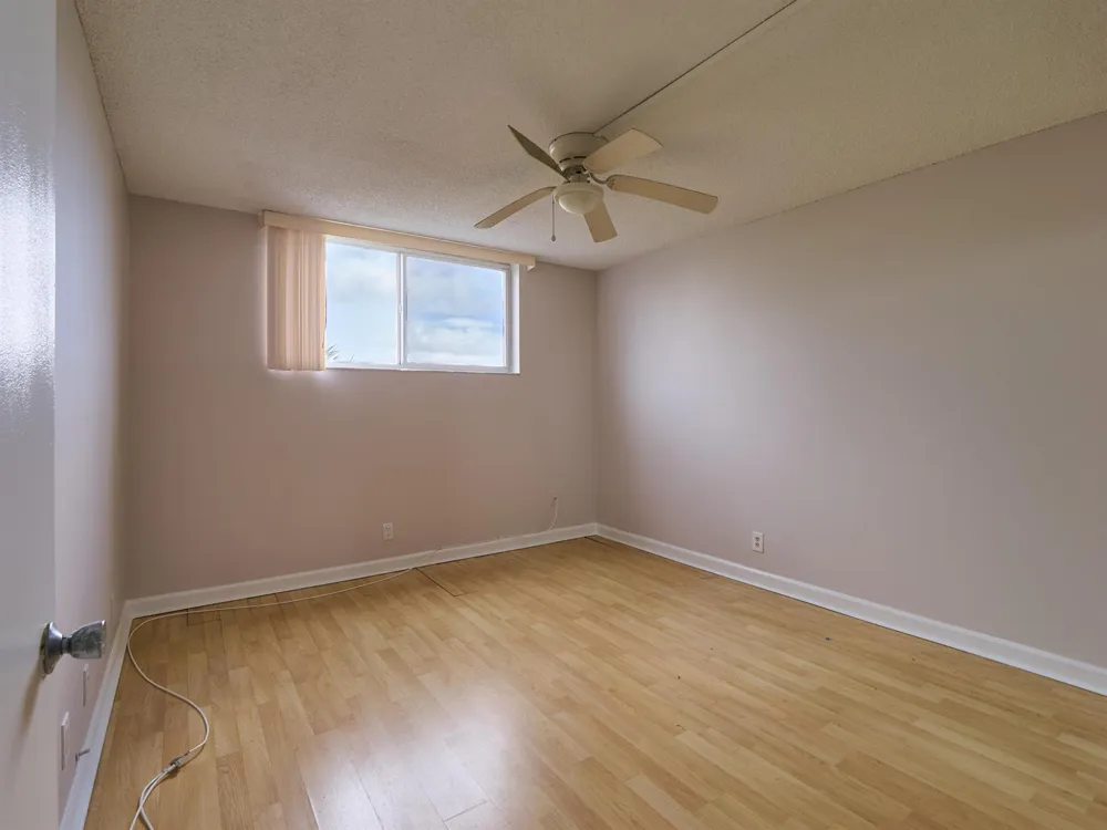 104 Paradise Harbour Boulevard #402 North Palm Beach, FL 33408
