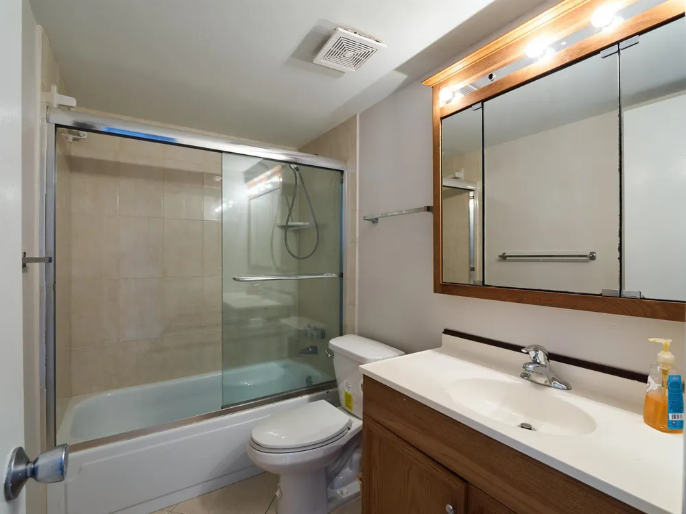 104 Paradise Harbour Boulevard #402 North Palm Beach, FL 33408