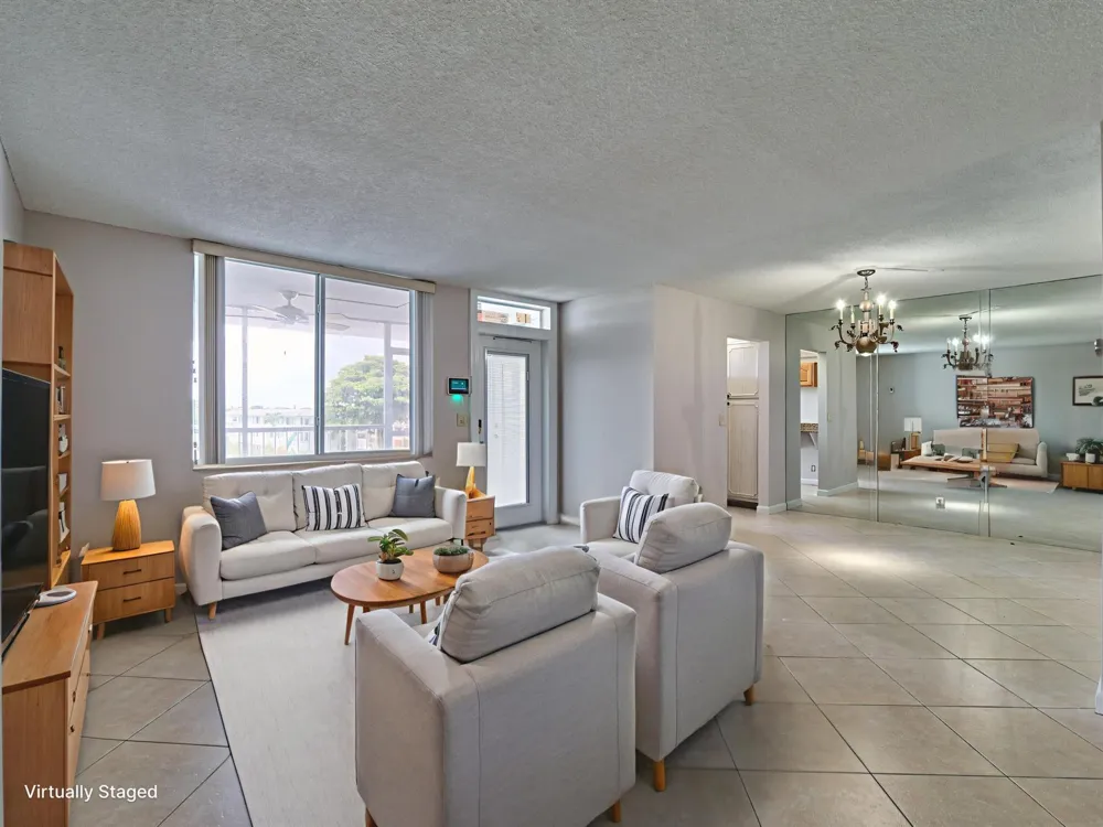 104 Paradise Harbour Boulevard #402 North Palm Beach, FL 33408