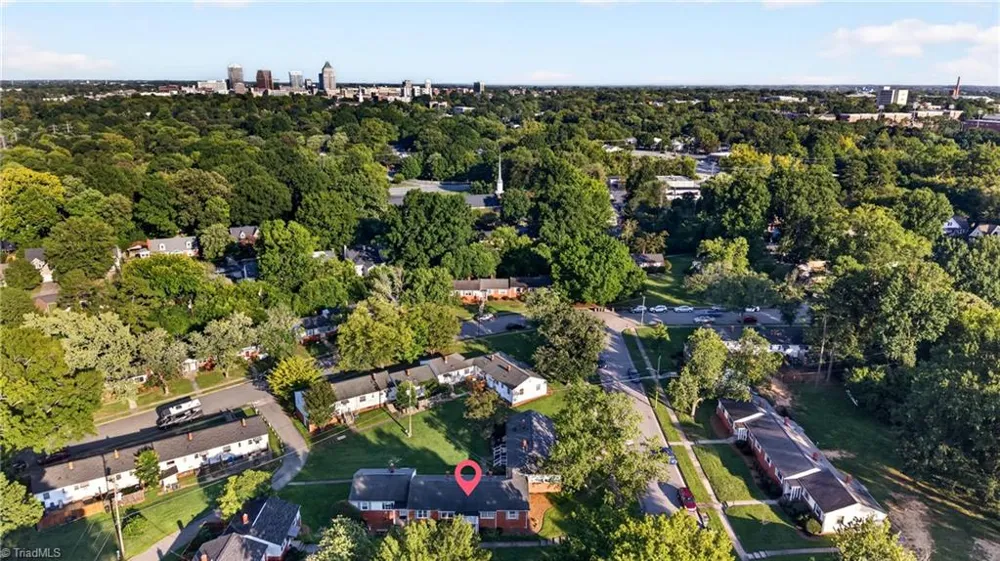 1810 Villa Drive Greensboro, NC 27403