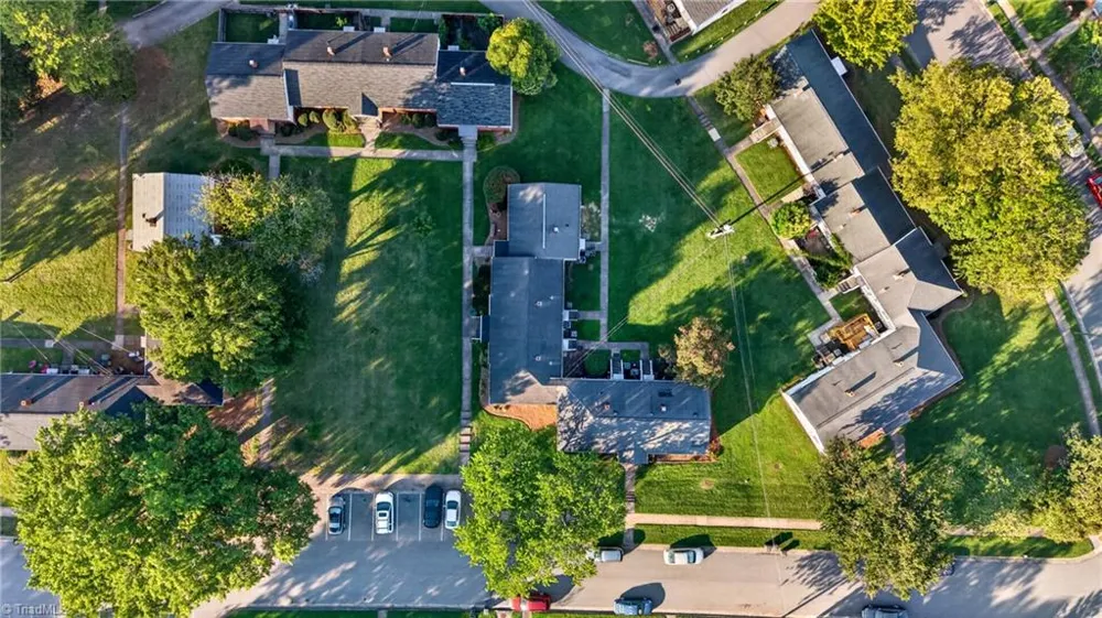 1810 Villa Drive Greensboro, NC 27403