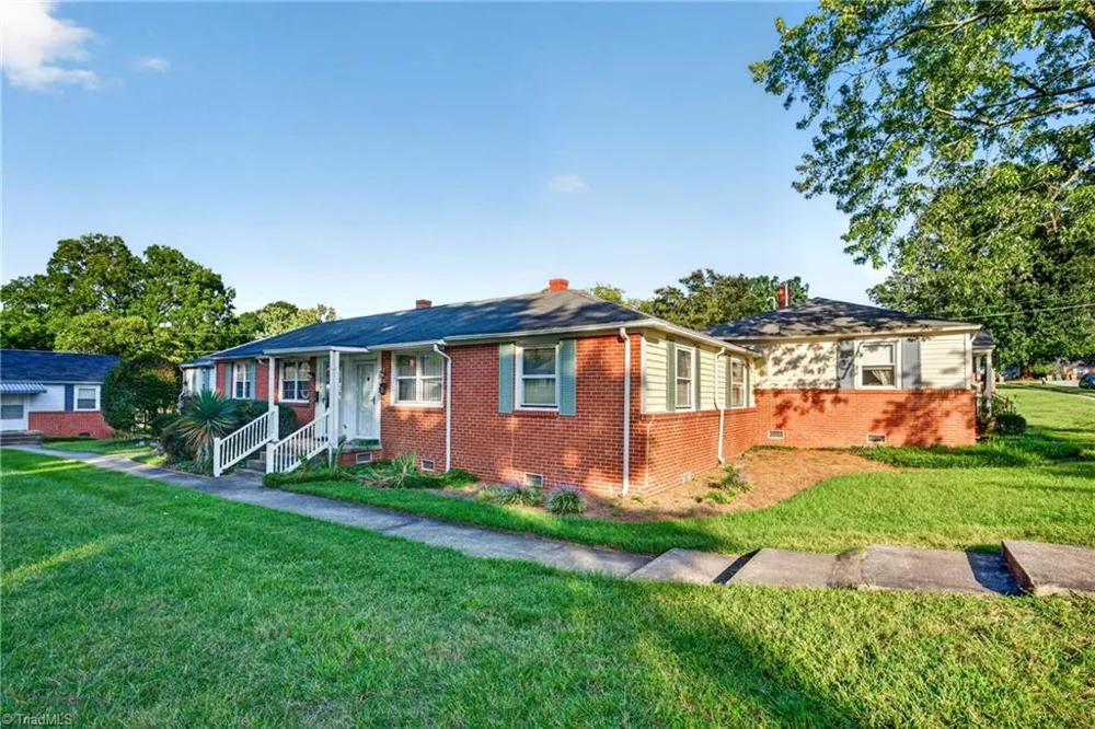 1810 Villa Drive Greensboro, NC 27403