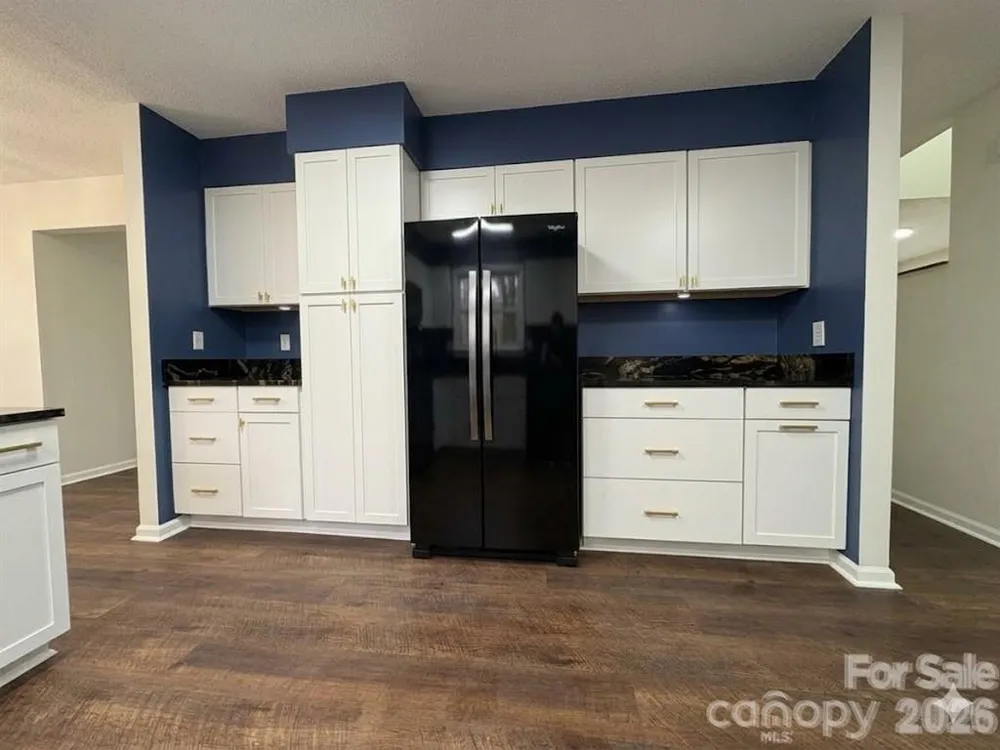13 Laurel Place Drive Asheville, NC 28803