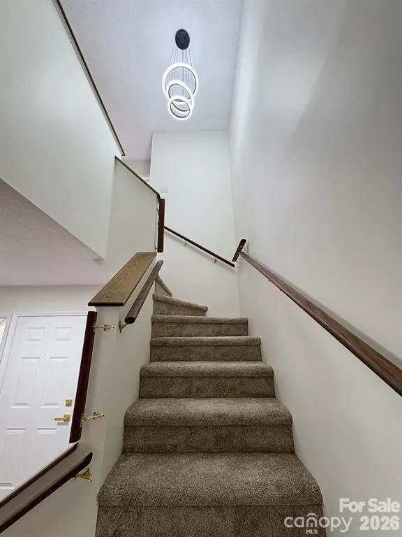 13 Laurel Place Drive Asheville, NC 28803