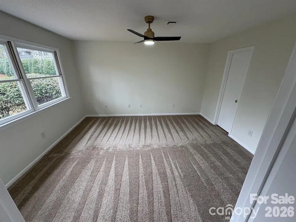 13 Laurel Place Drive Asheville, NC 28803