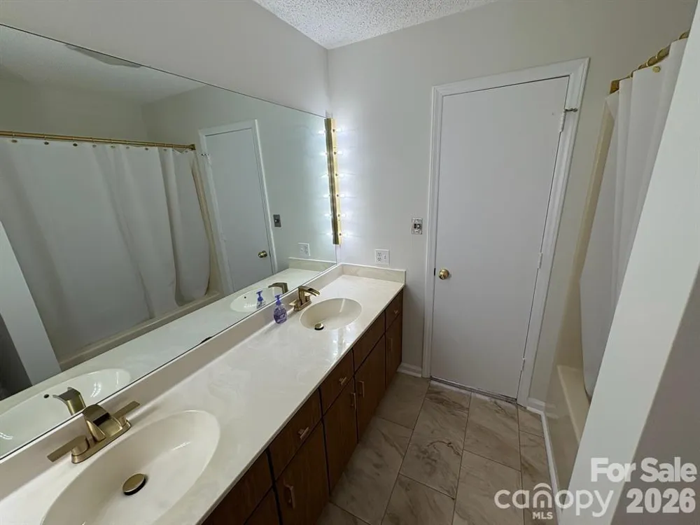 13 Laurel Place Drive Asheville, NC 28803