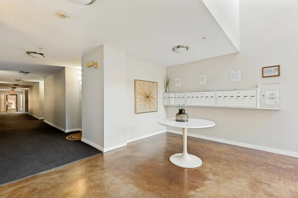 5111 Manett Street #105 Dallas, TX 75206
