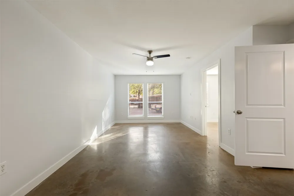 5111 Manett Street #105 Dallas, TX 75206