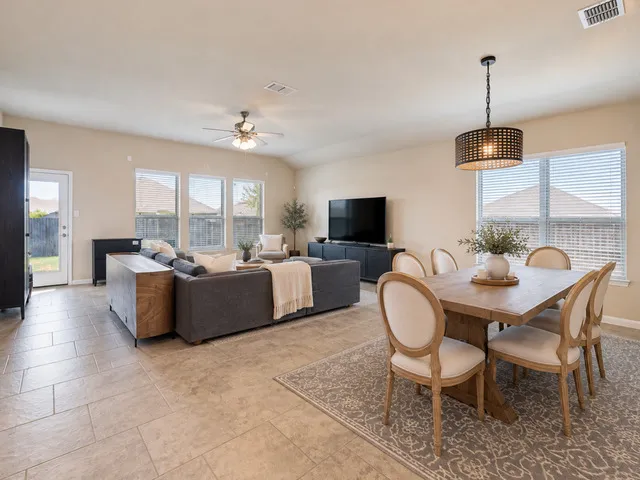 833 STRATUS PATH New Braunfels, TX 78130