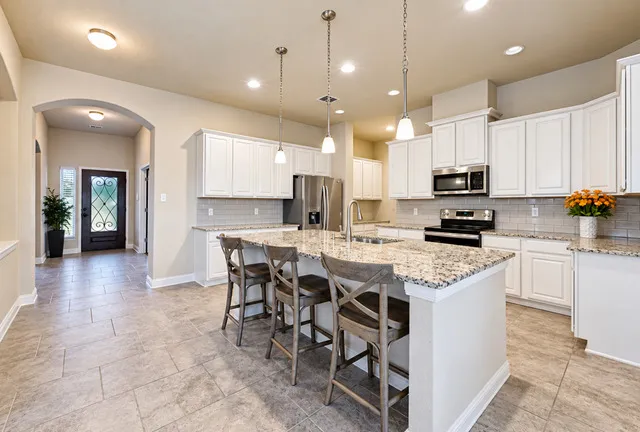 833 STRATUS PATH New Braunfels, TX 78130