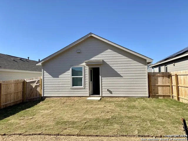 7238 OX PL San Antonio, TX 78252