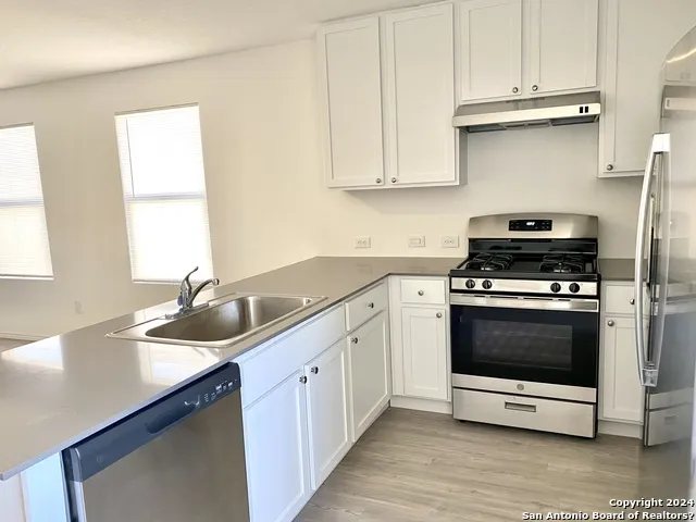 7238 OX PL San Antonio, TX 78252