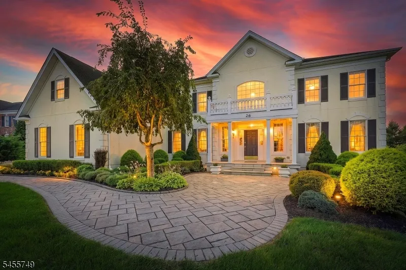 26 Drost Ln Hillsborough, NJ 08844