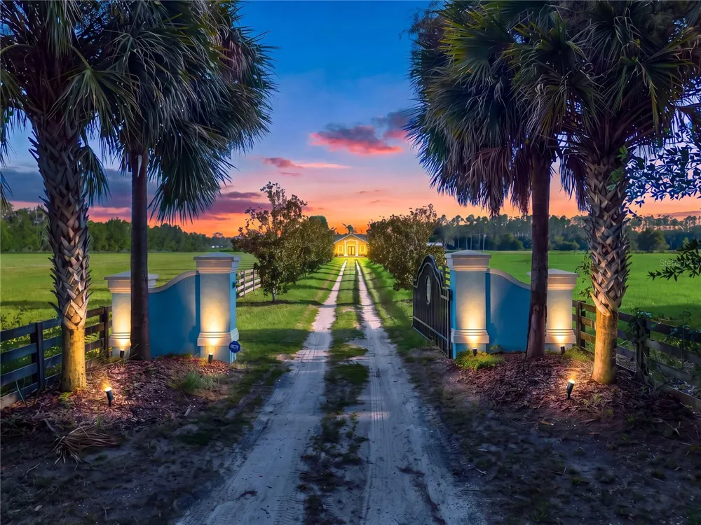 5309 NW 15TH STREET Bell, FL 32619