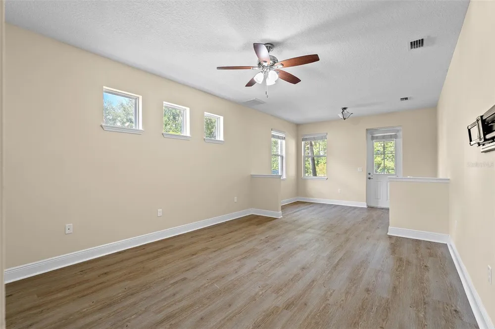 3353 SCHOOLHOUSE RD St Cloud, FL 34773