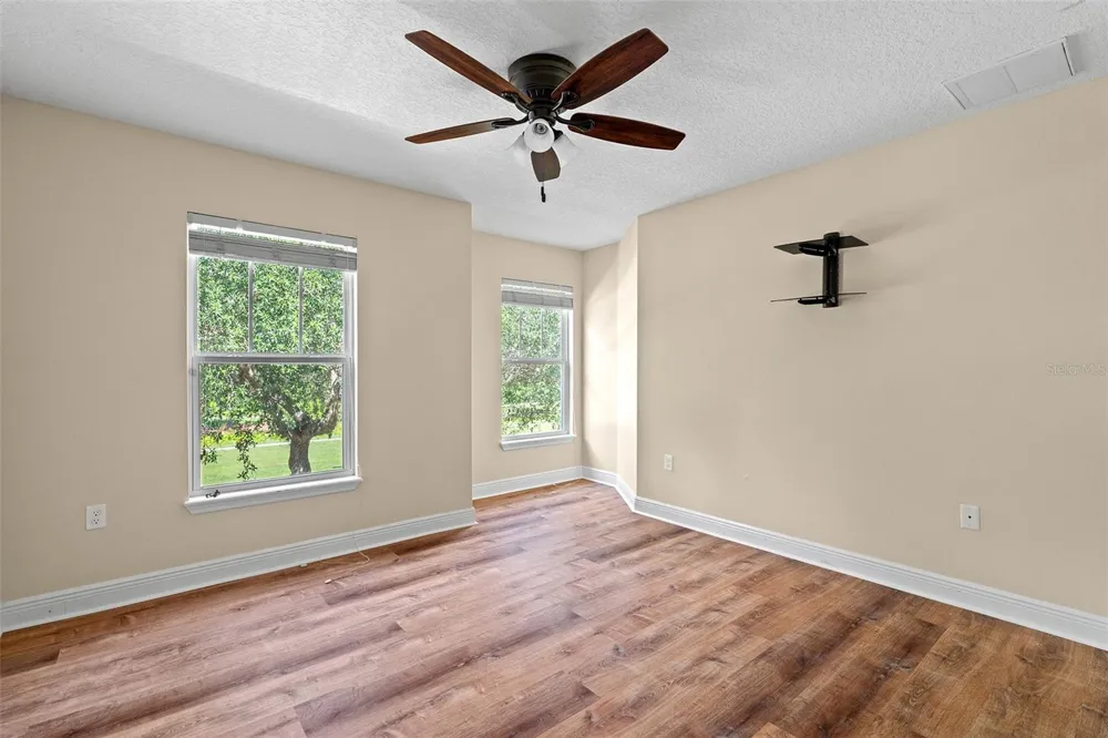 3353 SCHOOLHOUSE RD St Cloud, FL 34773