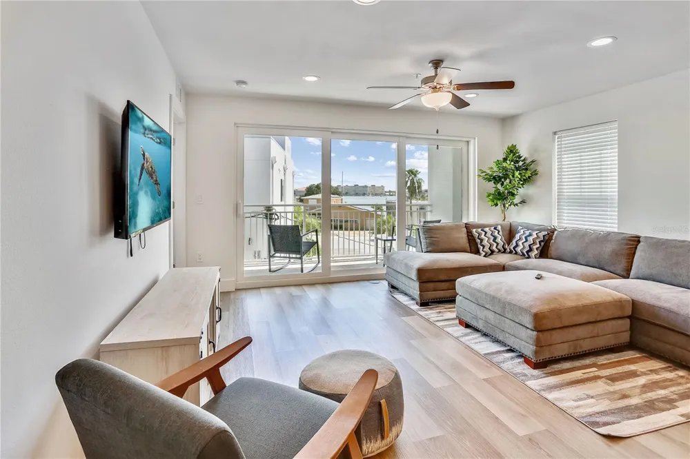 15305 1ST STREET E #305 Madeira Beach, FL 33708