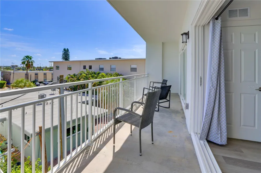 15305 1ST STREET E #305 Madeira Beach, FL 33708