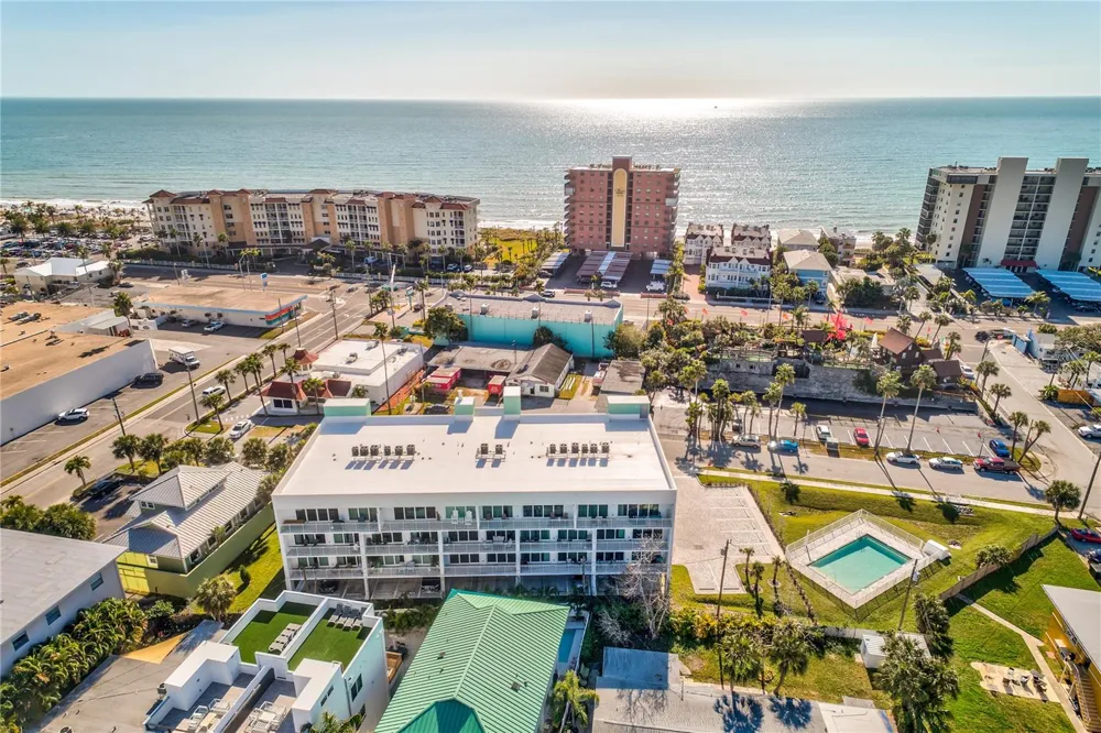 15305 1ST STREET E #305 Madeira Beach, FL 33708