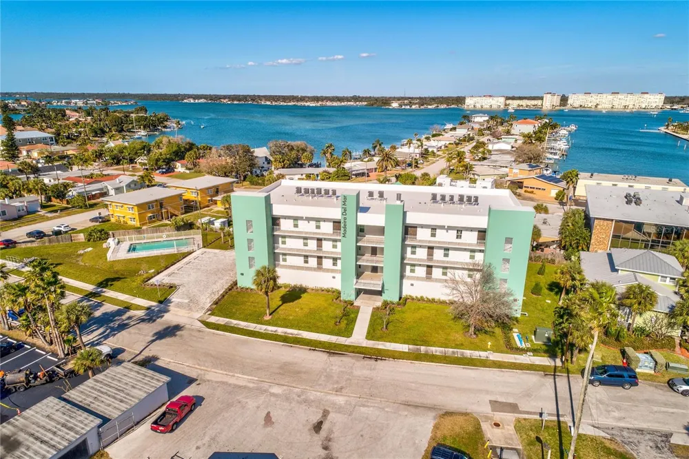 15305 1ST STREET E #305 Madeira Beach, FL 33708