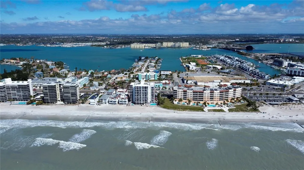 15305 1ST STREET E #305 Madeira Beach, FL 33708