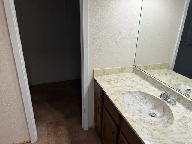 11624 Quarter Horse Trail Austin, TX 78750
