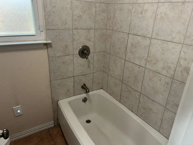 11624 Quarter Horse Trail Austin, TX 78750