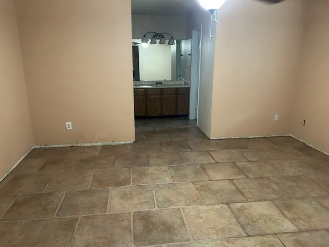 11624 Quarter Horse Trail Austin, TX 78750