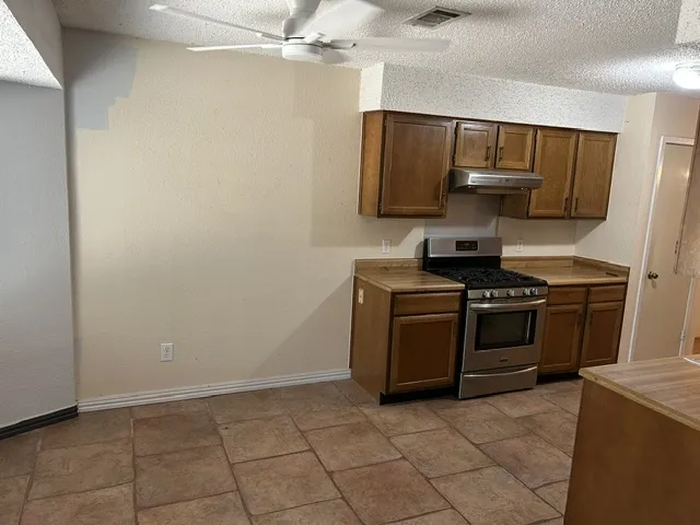 11624 Quarter Horse Trail Austin, TX 78750