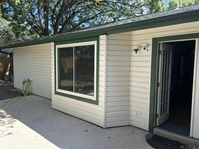11624 Quarter Horse Trail Austin, TX 78750