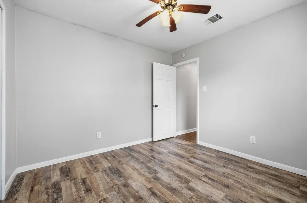 4502 Turnstone Drive Austin, TX 78744