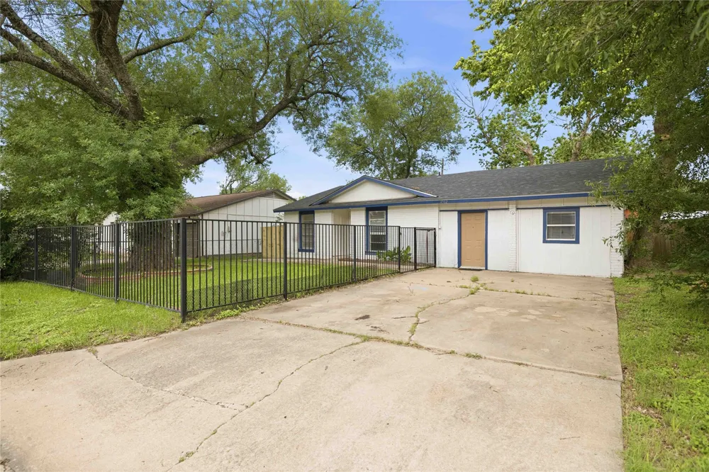 4502 Turnstone Drive Austin, TX 78744