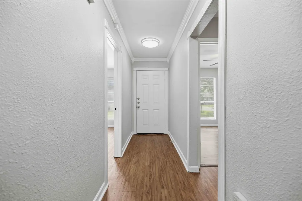 4502 Turnstone Drive Austin, TX 78744