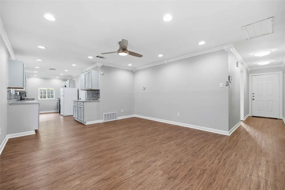 4502 Turnstone Drive Austin, TX 78744