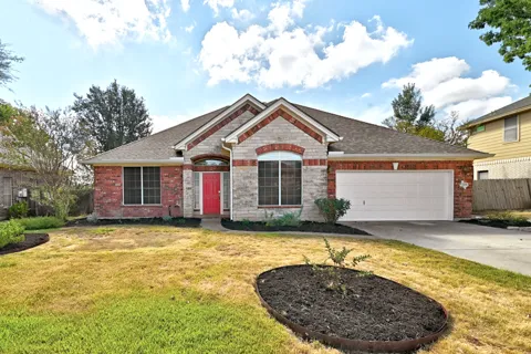 124 Stonehedge Boulevard