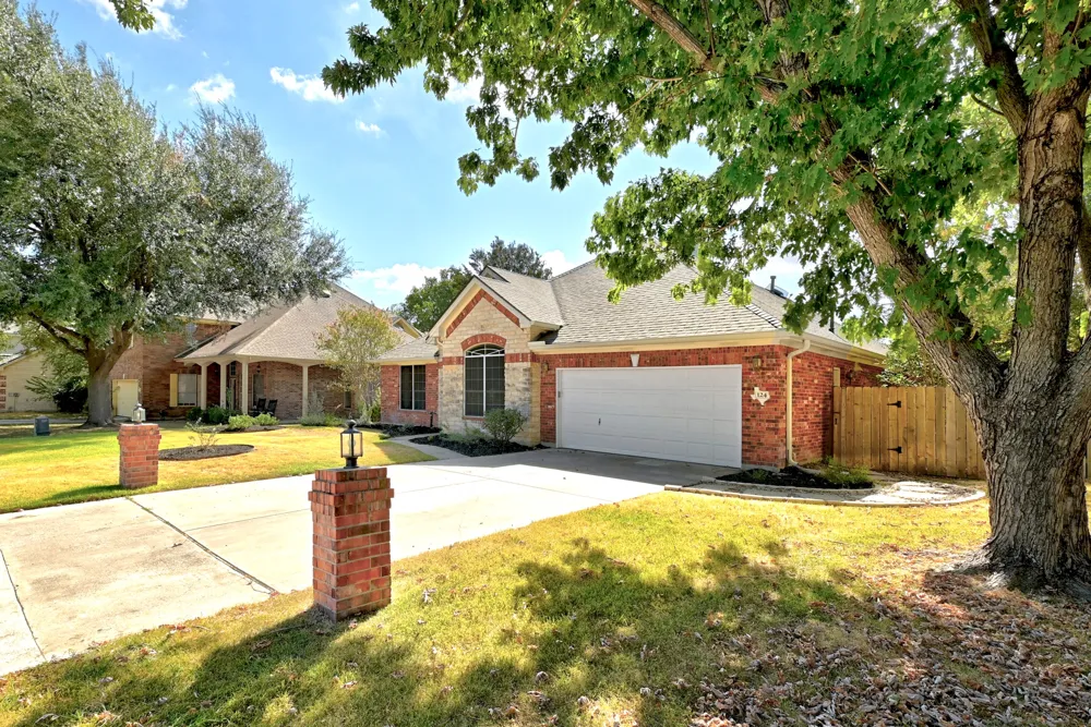 124 Stonehedge Boulevard Georgetown, TX 78626