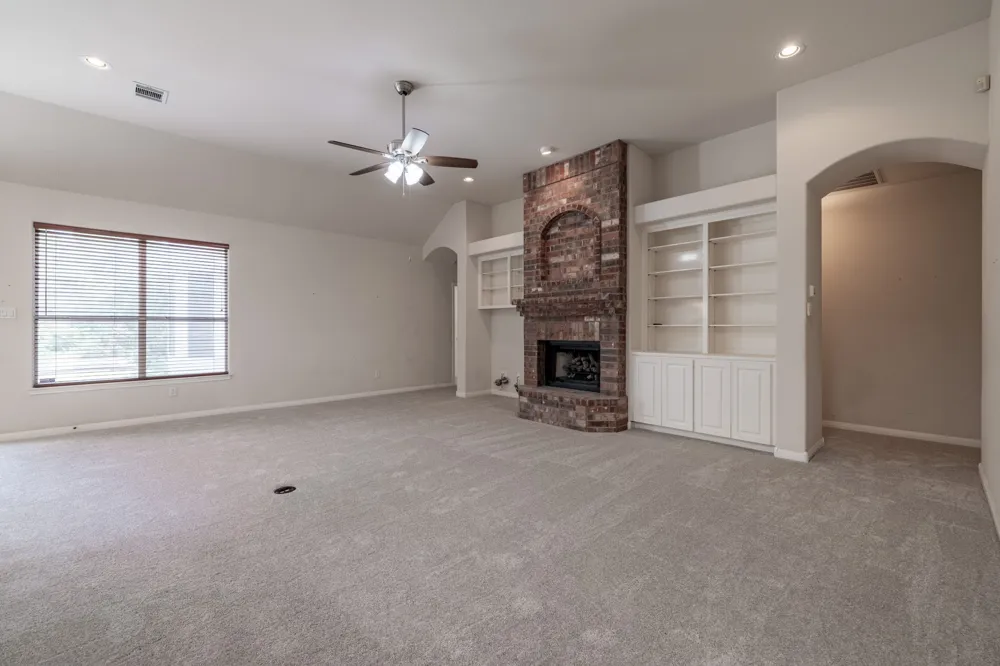 124 Stonehedge Boulevard Georgetown, TX 78626