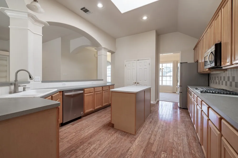 124 Stonehedge Boulevard Georgetown, TX 78626