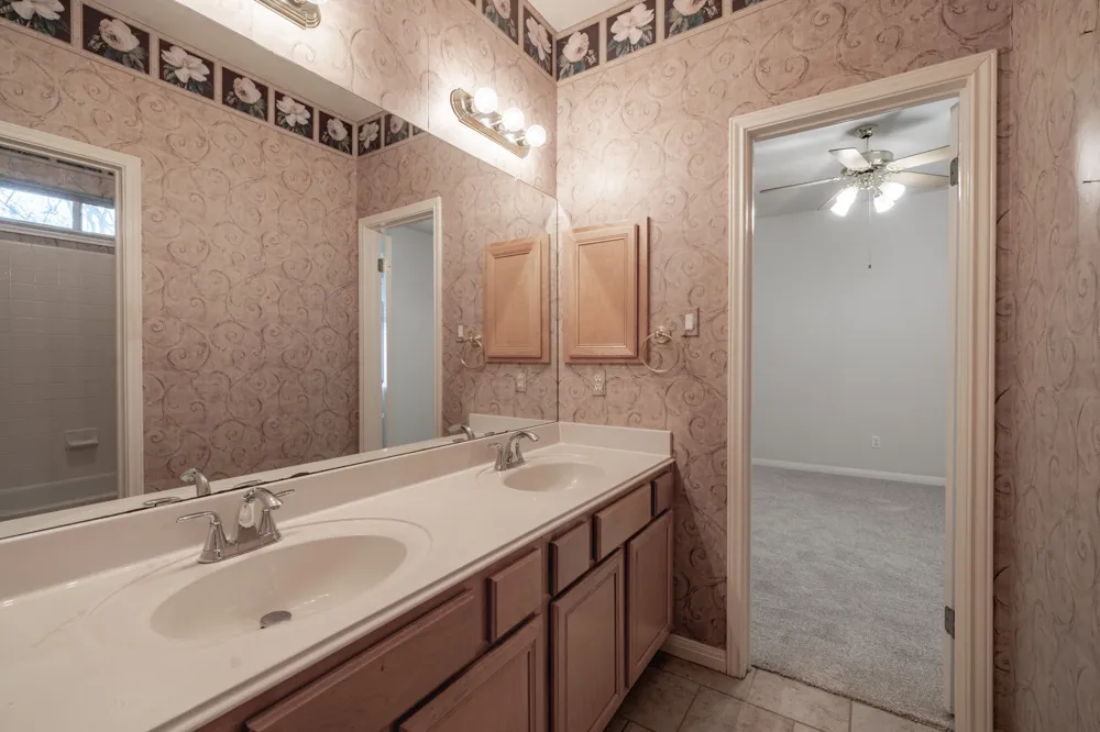 124 Stonehedge Boulevard Georgetown, TX 78626
