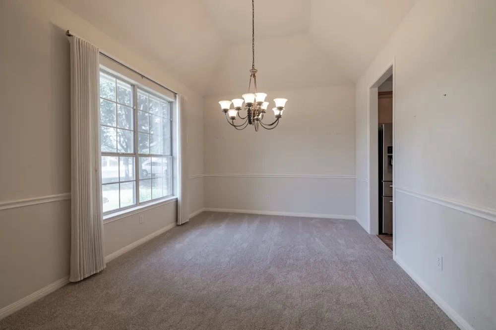 124 Stonehedge Boulevard Georgetown, TX 78626