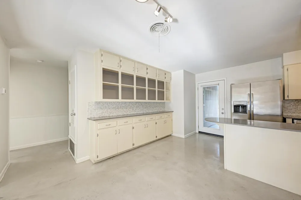2508 East Side Drive Austin, TX 78704