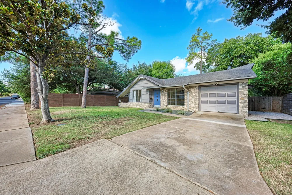 2508 East Side Drive Austin, TX 78704